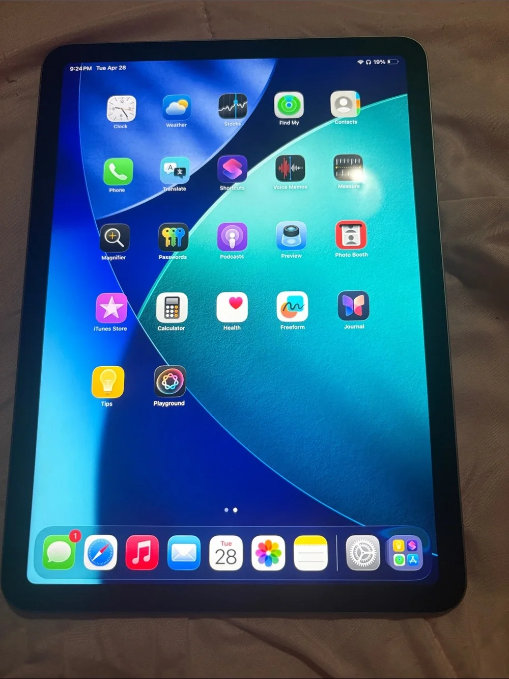 Apple iPad Tablet - Black Frame with Blue/Teal Display